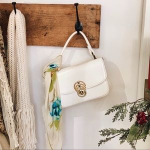 Vintage White Handbag purse